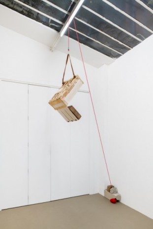 Abraham Cruzvillegas, Untitled portable sculpture (La Señora de Las Nueces) 9, 2020-2021, Galerie Chantal Crousel