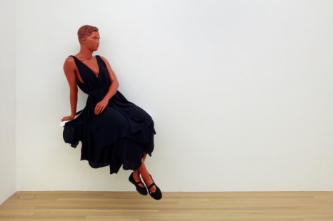 Lucy McKenzie, Sitting Mannequin (Greek pottery / Quatre Mouchoirs), 2021 , Galerie Buchholz