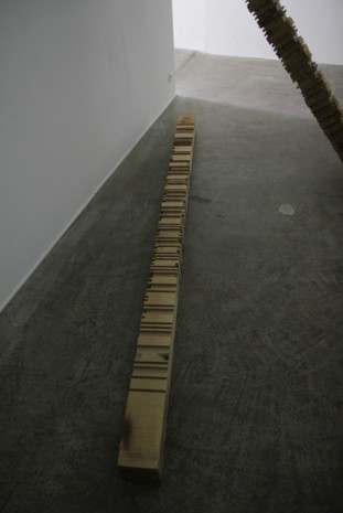 Emmanuel Lagarrigue, Il y a toujours un autre. Ou deux. Ou trois. Autres. Peu importe., 2012, Galerie Sultana