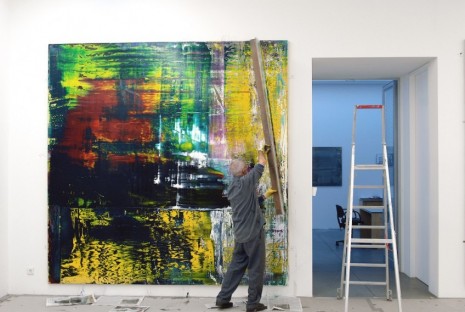 Gerhard Richter working on one of his 