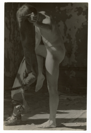 Alvin Baltrop, The Piers (man undressing), n.d. (1975-1986) , Galerie Buchholz