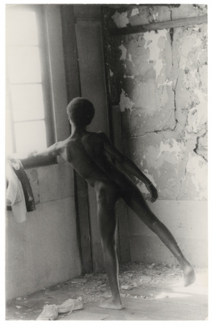 Alvin Baltrop, The Piers (man leaning), n.d. (1975-1986) , Galerie Buchholz