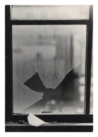 Alvin Baltrop, The Piers (broken window), n.d. (1975-1986) , Galerie Buchholz