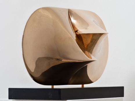 Agostino Bonalumi, Bronzo, 1969-2007 , Cardi Gallery