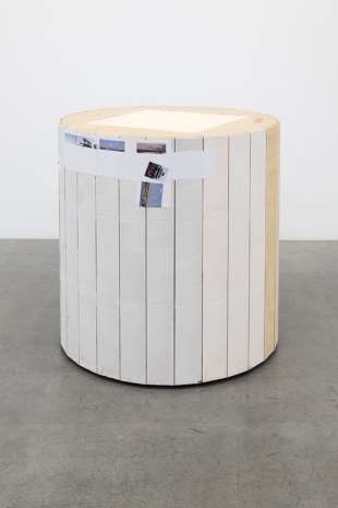 Manfred Pernice, Weisser Riese, 2014 - 2019 , Galerie Neu