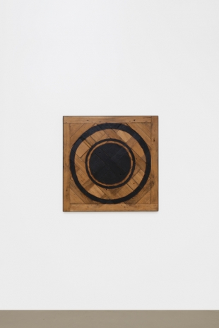 Oscar Tuazon, Eclipse, 2021, Galerie Chantal Crousel