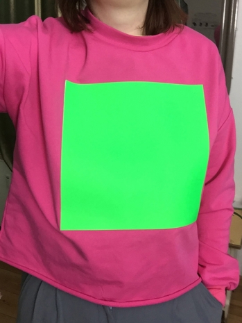 Nadja Buttendorf, Greenscreen To Edit After Effects Photoshop Key Square Uni-sex Clothing, 2021 , Galerie Barbara Thumm