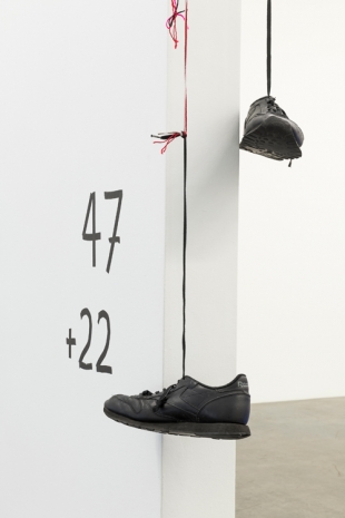 Karl Holmqvist, Untitled (SHOE TREE), 2021, 2021, Galerie Neu