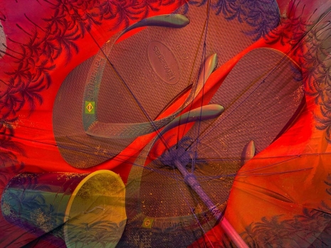 Roe Ethridge, Beach Umbrella with Cup and Flip Flops, 2020, Gagosian