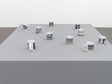 John Miller, Untitled (mugs), 2021 , Praz-Delavallade