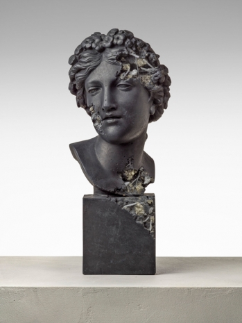 Daniel Arsham, Ash and Pyrite Eroded Bust of the Nymphe of Salmacis, 2021, KÖNIG GALERIE