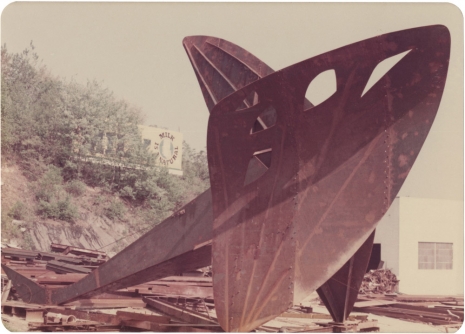 Alexander Calder, Alexander Calder’s Flying Dragon (1975) in production at Segré’s Iron Works, Waterbury, Connecticut, 1975., , Gagosian