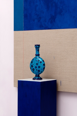 Kamrooz Aram, Composition with lapis lazuli, cobalt and ceramic bottle, 2021 , Galerie Mitterrand