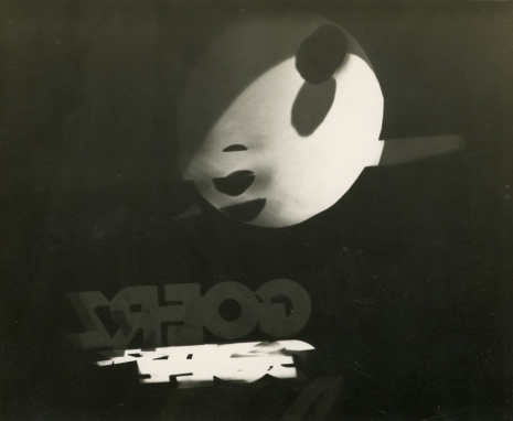 Laszlo Moholy-Nagy, Goerz, 1925 , Howard Greenberg Gallery