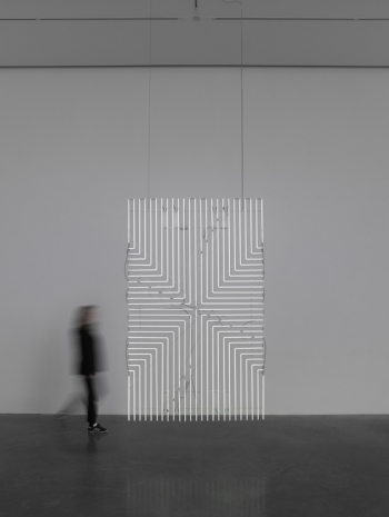 Cerith Wyn Evans, Neon after Stella (Die Fahne Hoch!), 2022, White Cube