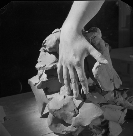 Agnès Varda, Main de Valentine Schlegel n°2. Paris, Circa 1951 , Galerie Nathalie Obadia