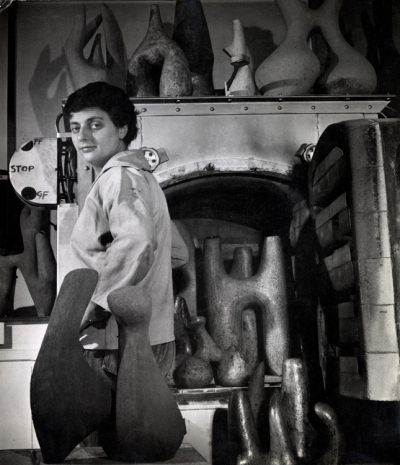 Agnès Varda, Valentine Schlegel dans son atelier rue Daguerre, 1955 , Galerie Nathalie Obadia