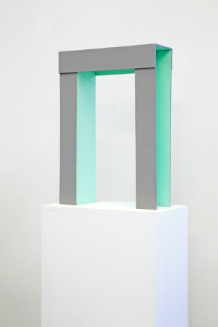 Madeleine Boschan, Turning a disc and, in turn, being turned as well, 2015, Galerie Bernd Kugler