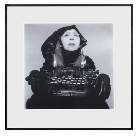 Geta Brătescu, Self-Portrait – Mrs Oliver in her traveling costume, 1980/2012, Galerie Barbara Weiss
