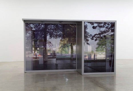 Sabine Hornig, Verspiegelter Raum / Mirrored Room, 2011, Tanya Bonakdar Gallery