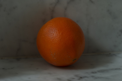 Morten Andenæs , Skin of an orange, veins in the marble, 2022 , Galleri Riis