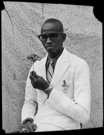 Seydou Keïta, Sans titre/ Untitled (00690-MA.KE.109), 1958-1959 , Galerie Nathalie Obadia