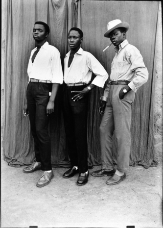 Seydou Keïta, Sans titre/ Untitled (00980-MA.KE.142), 1952-1955 , Galerie Nathalie Obadia