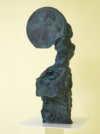 João Maria Gusmão, Torso with Sun, 2022, Sies + Höke Galerie