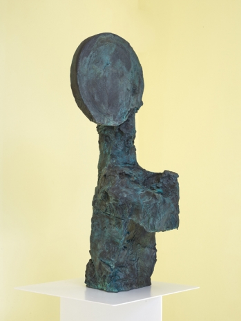 João Maria Gusmão, Torso with Sun, 2022, Sies + Höke Galerie