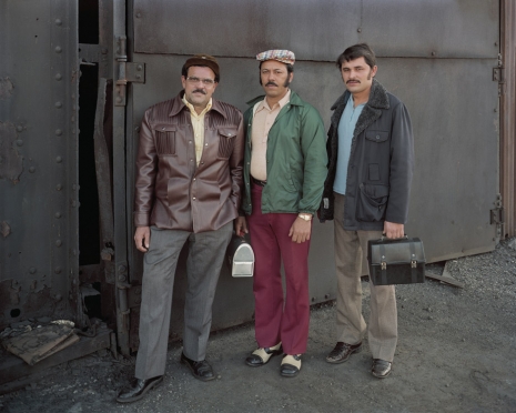 Stephen Shore , Raphael Rentas, Louis Olivera and Herminio Cadona, Campbell, Ohio, October 28, 1977, 1977 , Sprüth Magers