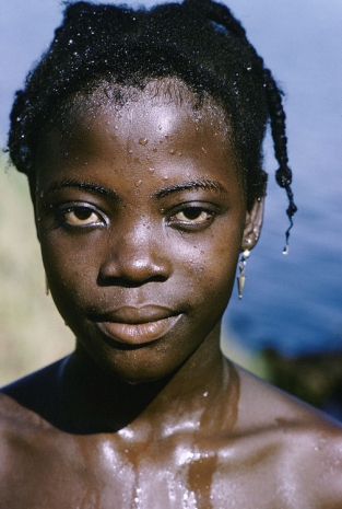 William Klein, Abidjan, Ivory Coast, 1963 , Howard Greenberg Gallery