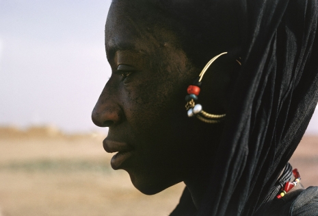William Klein, Agadez, Niger, 1963 , Howard Greenberg Gallery