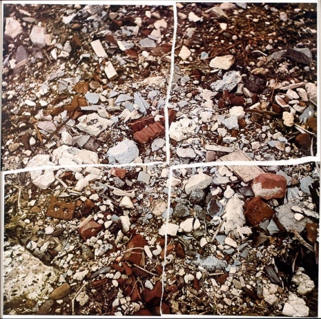 Robert Smithson , Torn photography from the second stop, 1970 , Wilde
