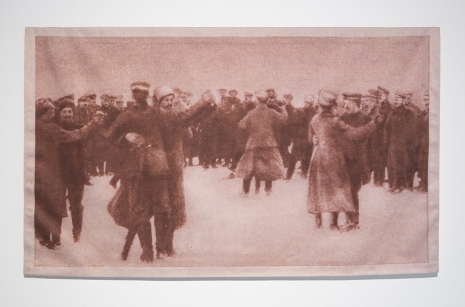 Lidwien van de Ven, Ostfront, December 1917 (soldiers), 2022 	, andriesse ~ eyck gallery