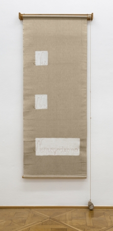 Maria Pinińska-Bereś, Roleta [Blind], 1982 , Galerie nächst St. Stephan Rosemarie Schwarzwälder