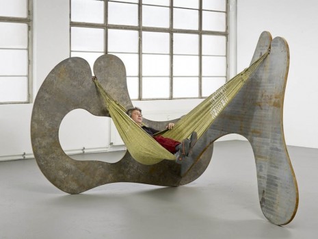 Ernesto Neto, in the corner of life, 2013, Galerie Max Hetzler