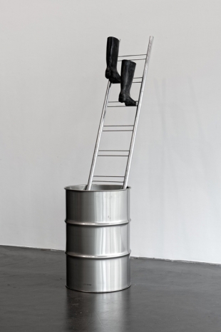 Roman Signer, Stiefel, 2012 , Art : Concept