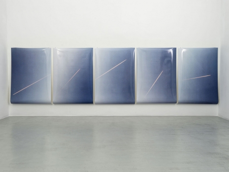 Ann Veronica Janssens, 5 Lines of Pink in the Air, Randomly, 2020, Alfonso Artiaco