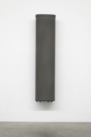 Yngve Holen, 5G Amphenol 2.0 Grey, 2023 , Galerie Neu