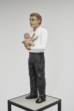 Stephan Balkenhol, Mann mit Kind, 2021 , KETELEER GALLERY