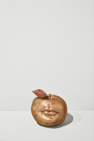Claude Lalanne,  Pomme bouche d'Alan, 2010 , Galerie Mitterrand