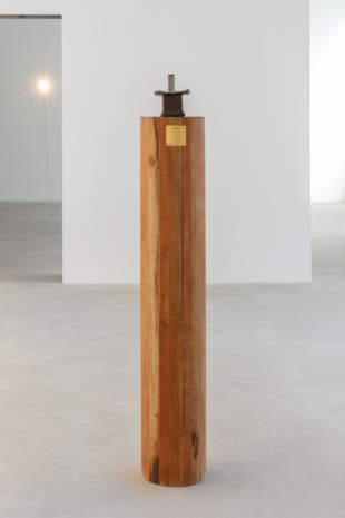 Jason Dodge, Artista sconosciuto, Ignota - Fine 1 sec. a.C., travertino, , Galleria Franco Noero