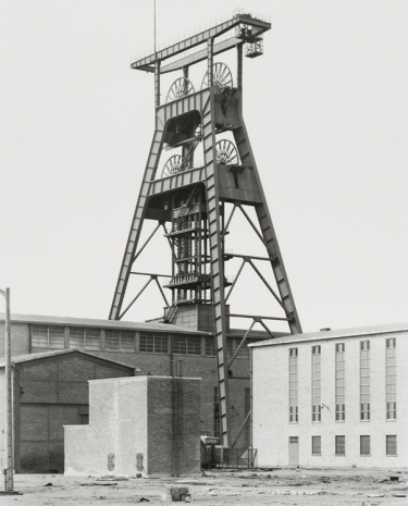 Bernd & Hilla Becher, Winding Towers, Fosse Noeux No. 13, Sains en Gohelle, F, 1972, Sprüth Magers
