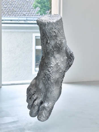 Julia Bornefeld, sustained gestures_sculpture, 2023 , Galerie Elisabeth & Klaus Thoman