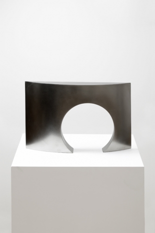 Marta Pan, Porte Cylindrique, , Galerie Mitterrand
