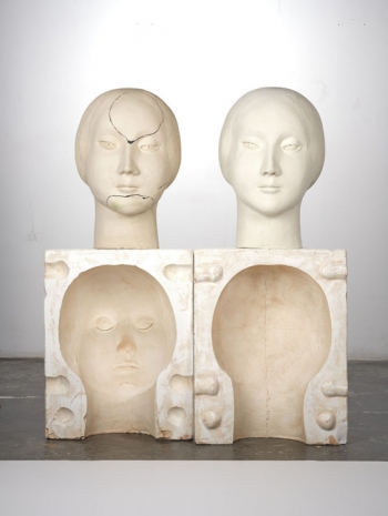 Vanessa Beecroft, Twins, 2022, Lia Rumma Gallery