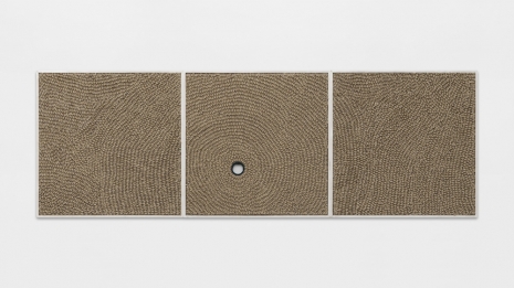 Wallen Mapondera, Dhoiri (Triptych), 2022 , Galerie Mitterrand