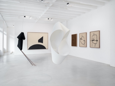 Emma Bernhard, Failed Geometry, 2022, Galerie Nordenhake