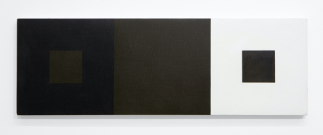 François Morellet, Réaction avec le noir et le blanc d'une couleur tirée au hasard (d'après le nombre π) sur le code universel des couleurs par E. Séguy, 1958, Mennour