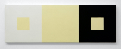François Morellet , Réaction avec le noir et le blanc d'une couleur tirée au hasard (d'après le nombre π) sur le code universel des couleurs par E. Séguy, 1958, Mennour